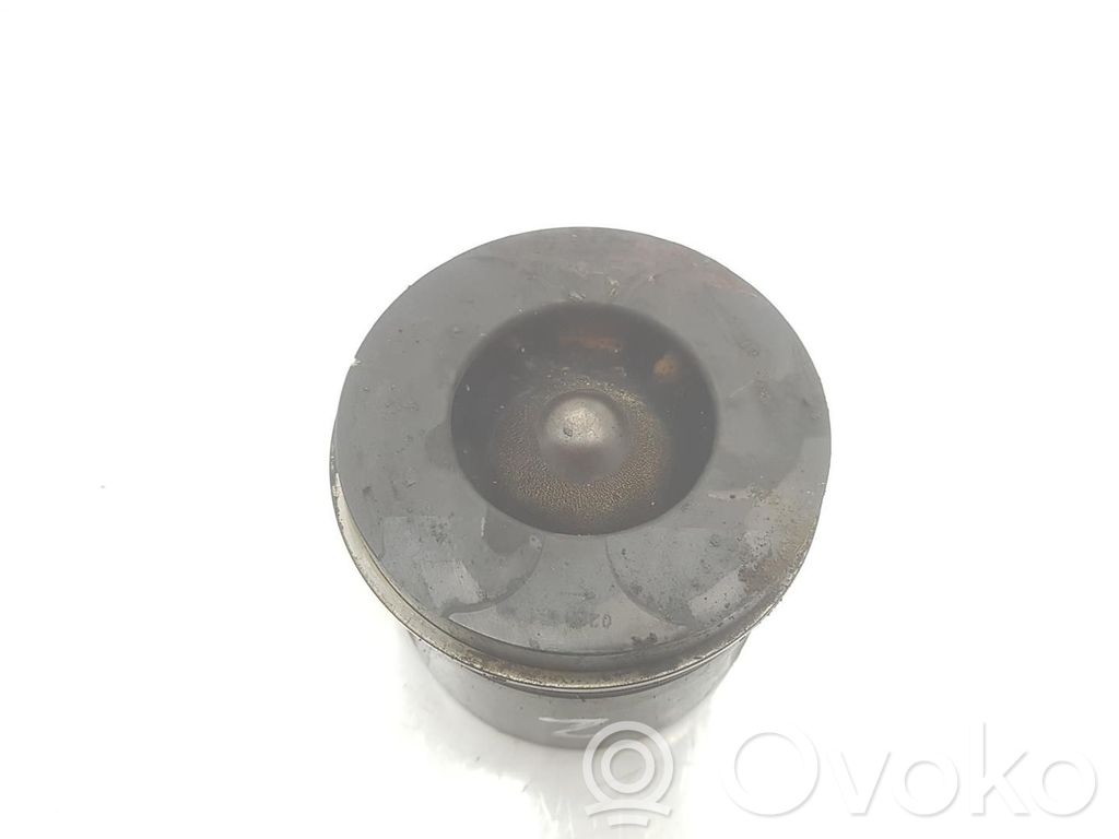 Tłok   1310130060,PISTON1KDFTV,1111AA