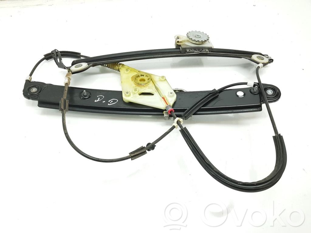 BMW 1 E81 E87 Front door electric window regulator 
