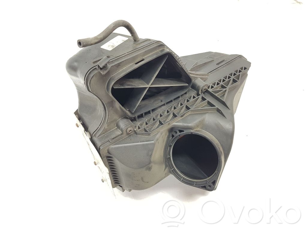 Audi A4 S4 B8 8K Luftfilterkasten 