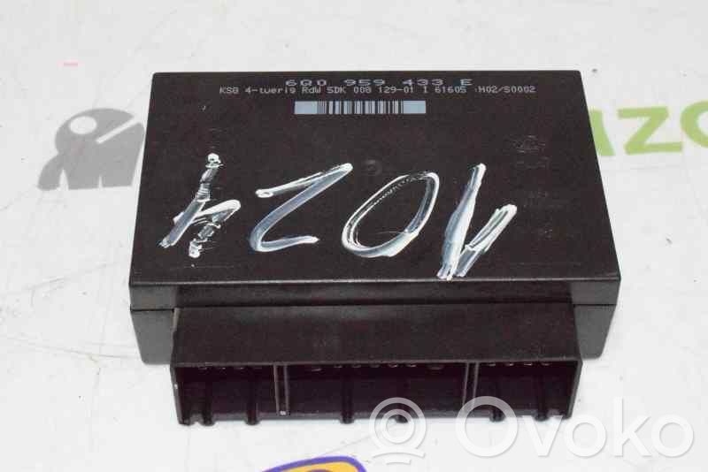 Volkswagen Polo IV 9N3 Unidad de control/módulo del bloqueo de puertas 