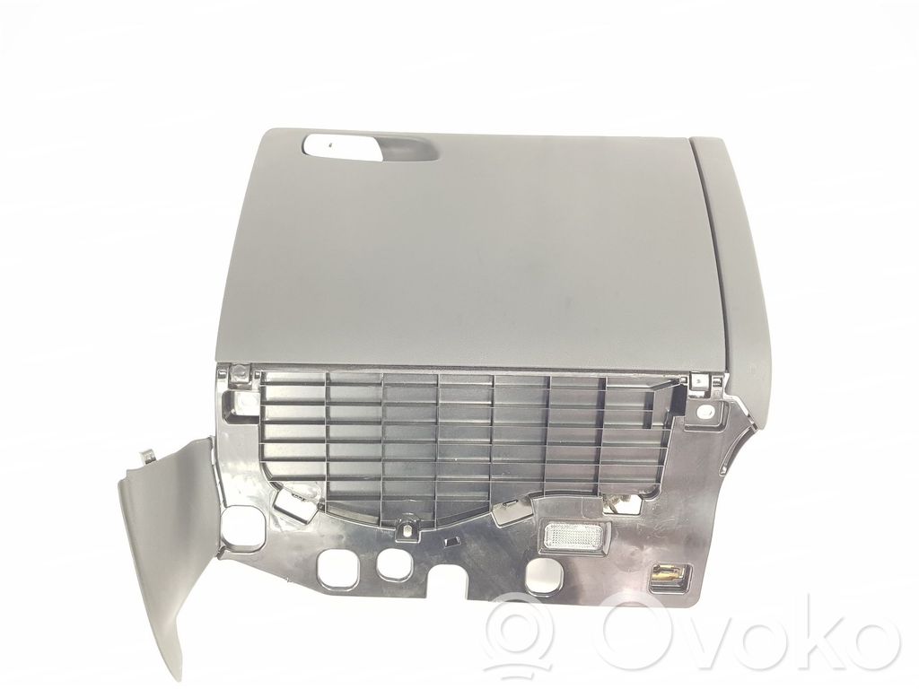 Audi A4 S4 B8 8K Guantera 