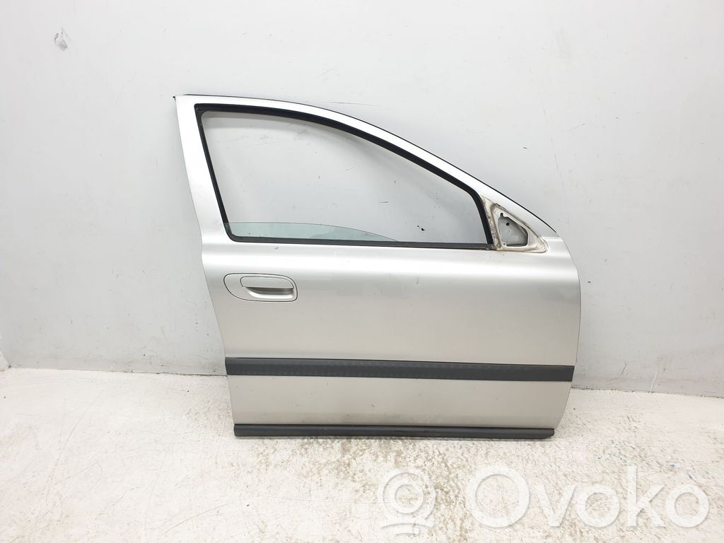 Volvo V70 Puerta delantera 