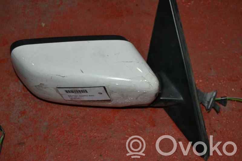 BMW 5 E39 Specchietto retrovisore elettrico portiera anteriore 