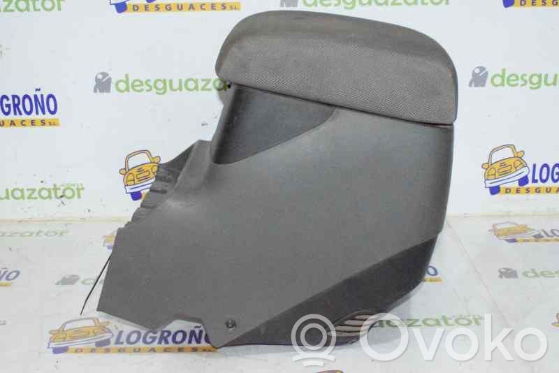 Mitsubishi Montero Reposabrazos 