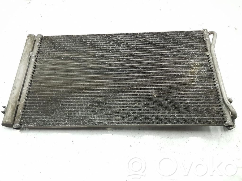 BMW 1 E81 E87 Radiatore di raffreddamento A/C (condensatore) 