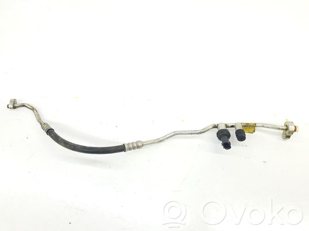 Land Rover Discovery 4 - LR4 Conductă/furtun aer condiționat (A/C) 
