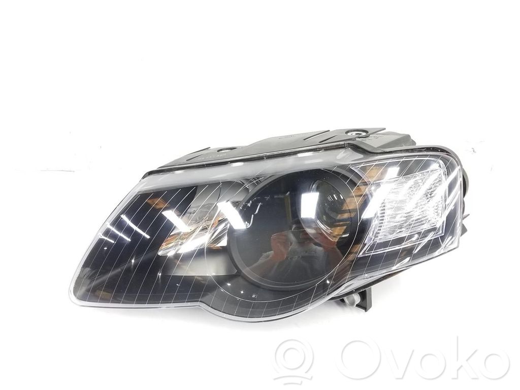 Volkswagen PASSAT B5 Faro/fanale 