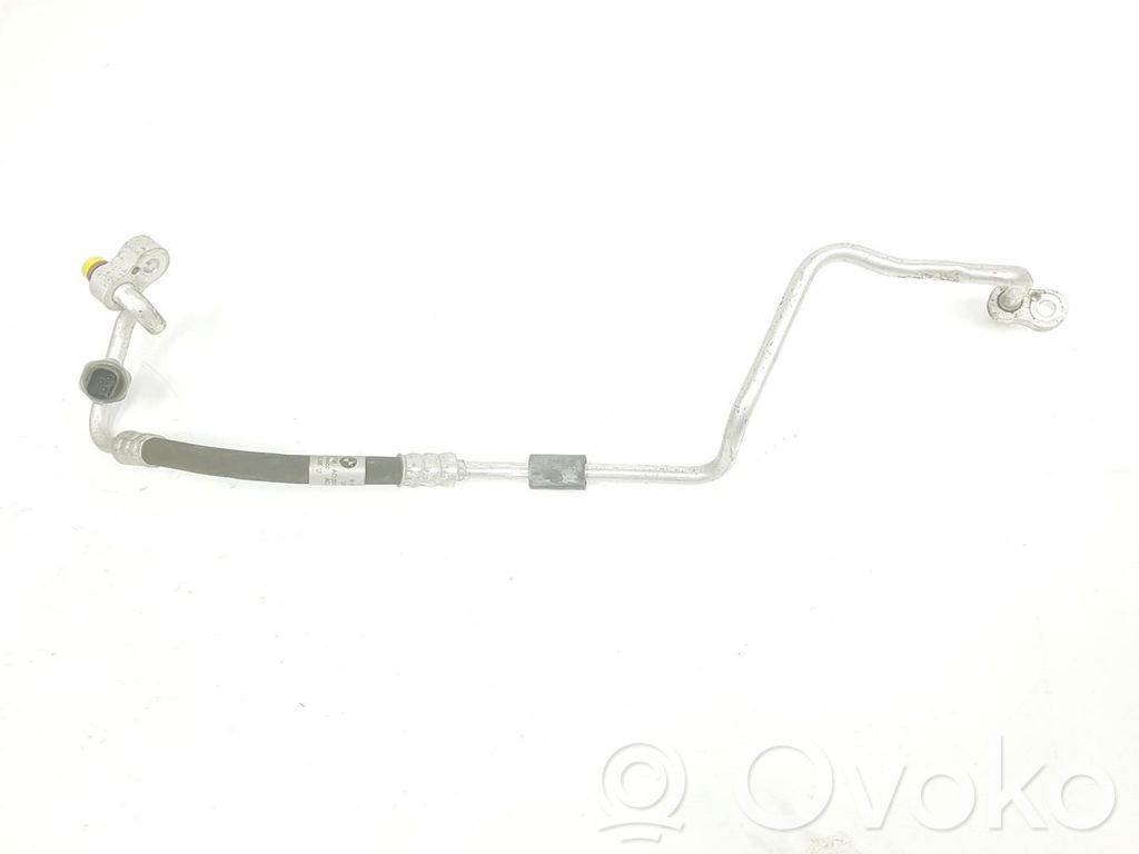 BMW X5 E70 Ilmastointilaitteen putki (A/C) 
