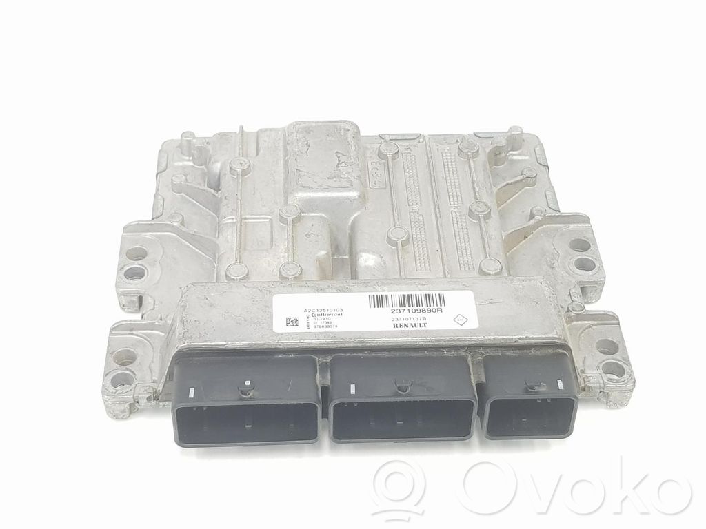 Dacia Duster Engine control unit/module 