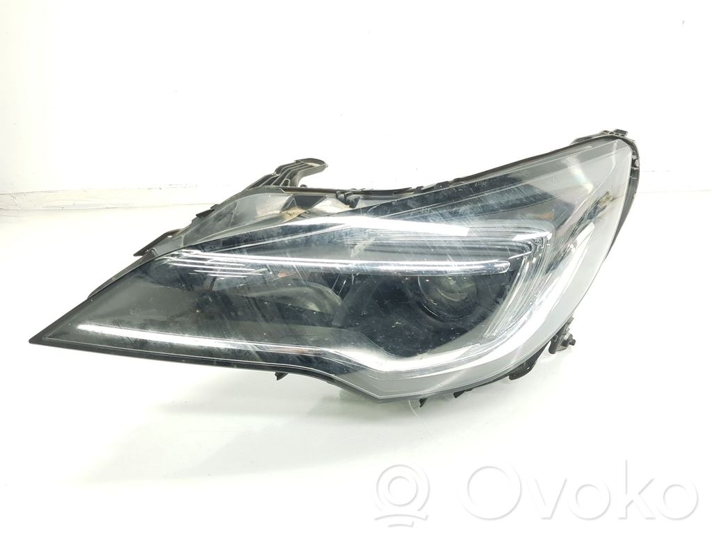 Opel Astra K Lampa przednia 