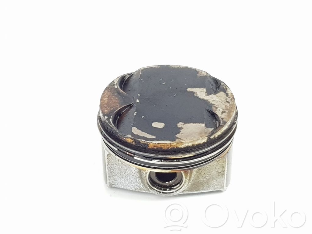Seat Leon (5F) Piston 