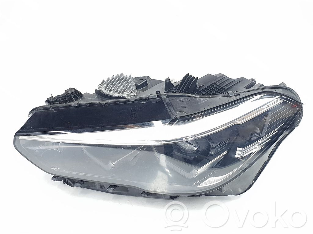 BMW X5 G05 Lampa przednia 