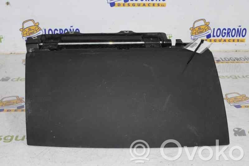 BMW 7 E65 E66 Glove box 