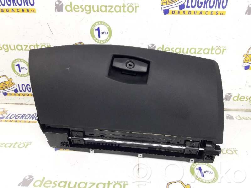 BMW 5 E60 E61 Glove box 