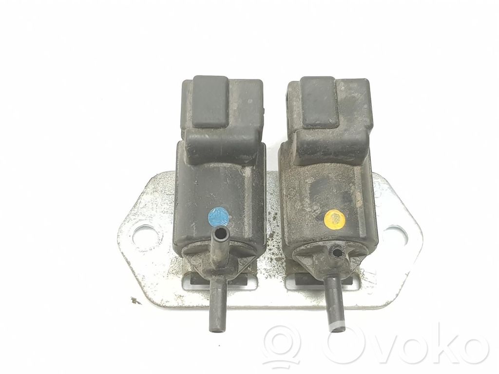 Mitsubishi Montero Válvula de vacío