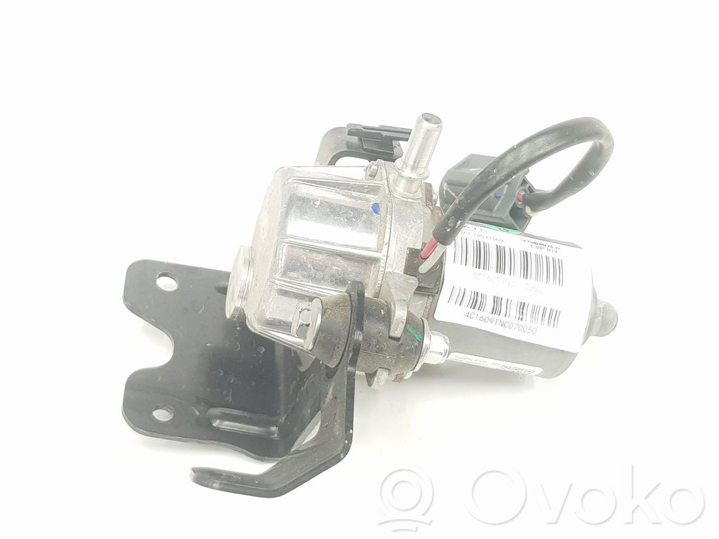 MG HS Master brake cylinder 