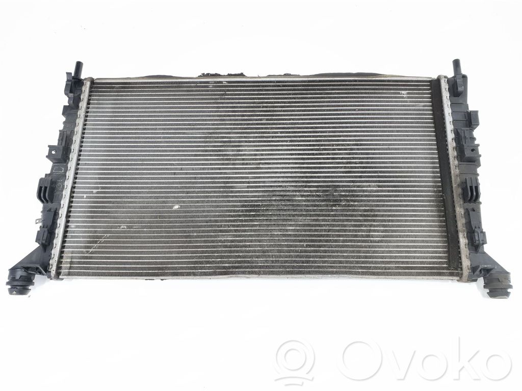 Ford Focus Radiatore di raffreddamento 