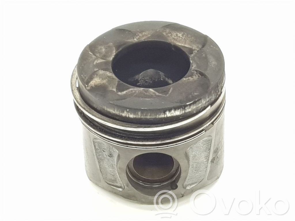 Maserati Ghibli Piston 