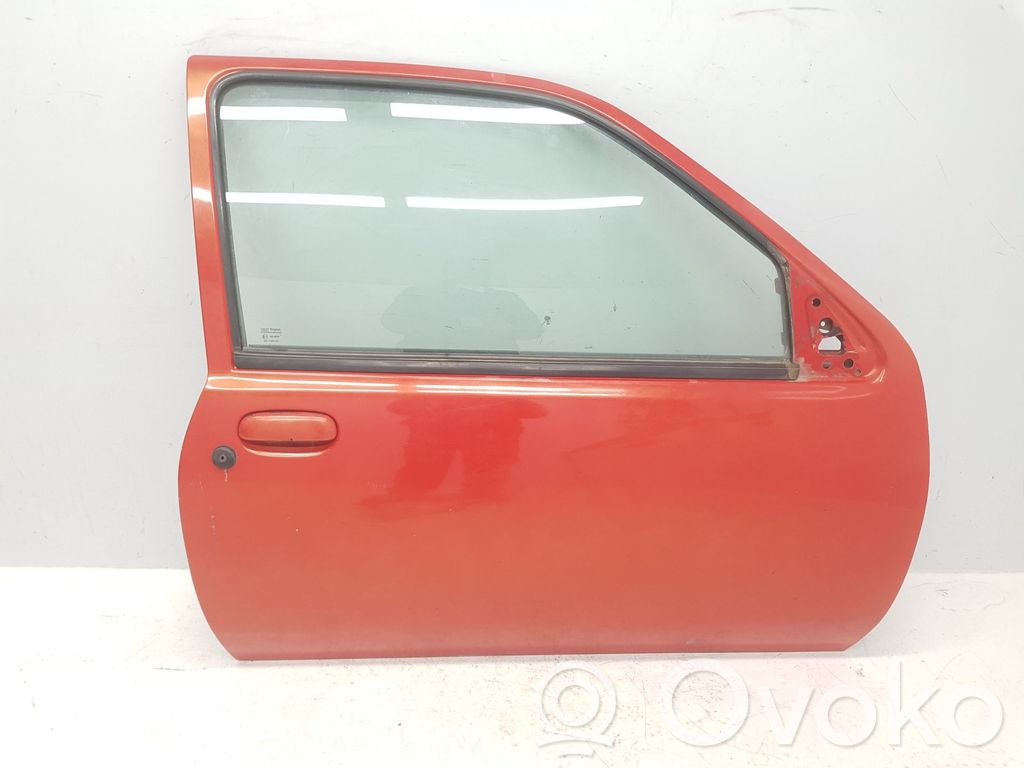Ford Fiesta Puerta delantera 
