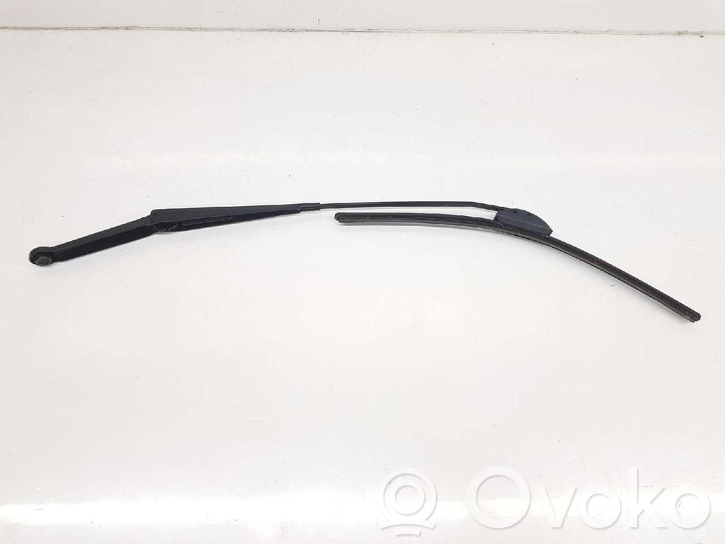 BMW X3 E83 Braccio della spazzola tergicristallo anteriore 