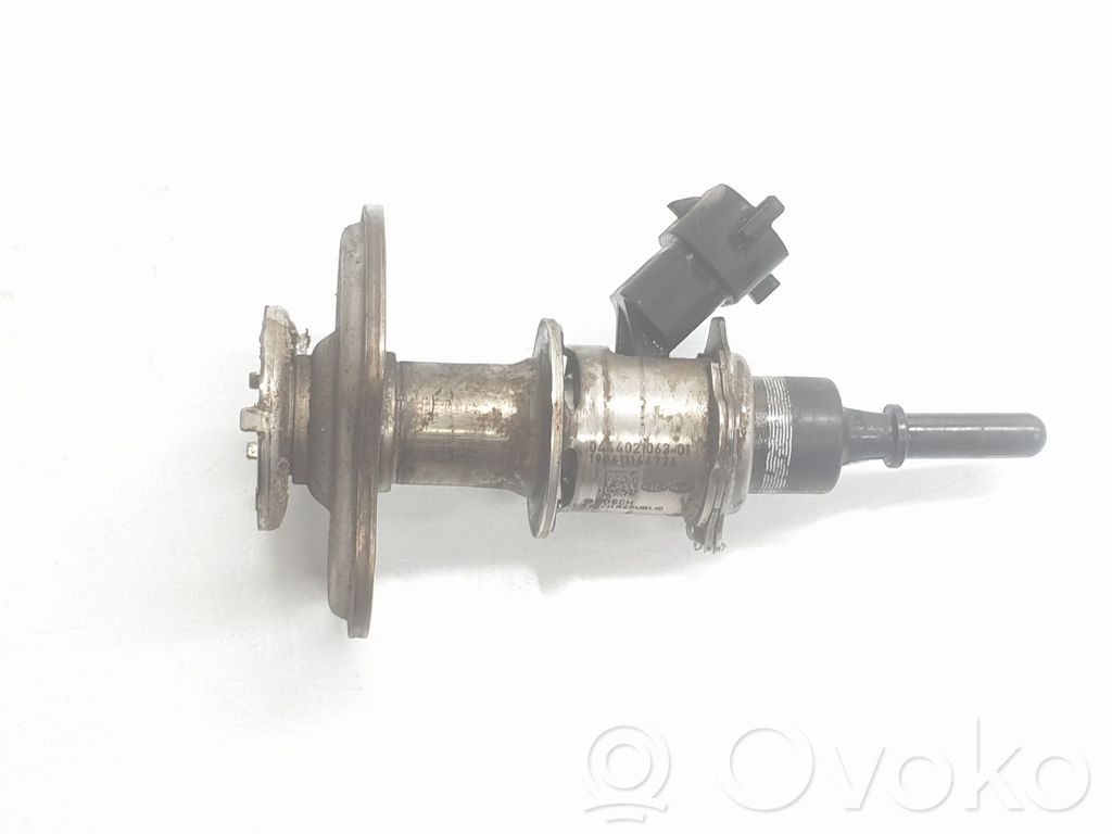 Hyundai Tucson TL Inyector de combustible 