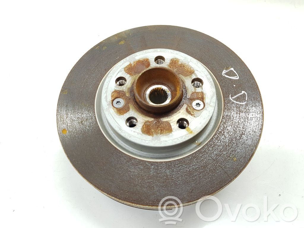 Renault Captur II Fuso a snodo con mozzo ruota anteriore 