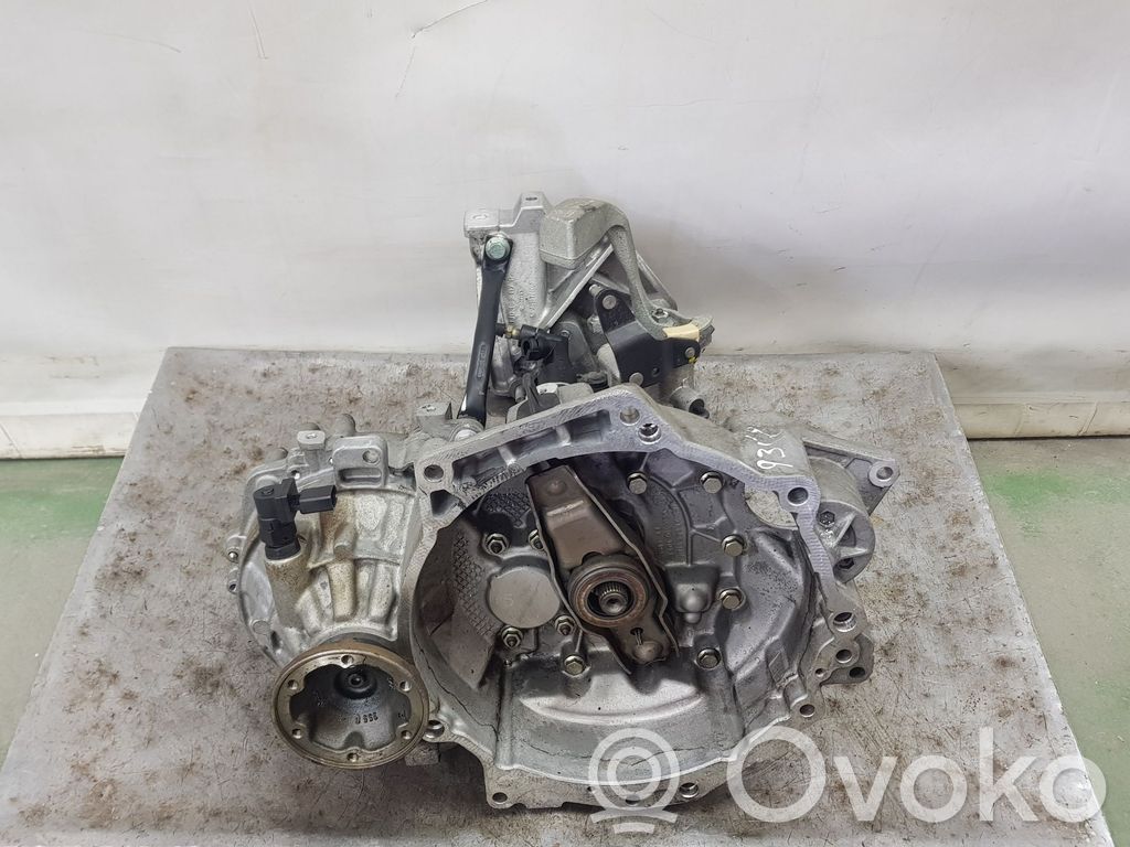 Volkswagen New Beetle Manualna 5-biegowa skrzynia biegów 