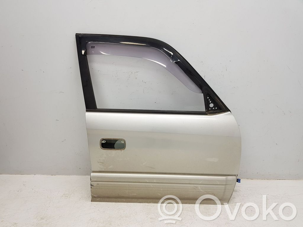 Toyota Land Cruiser (HDJ90) Drzwi przednie 