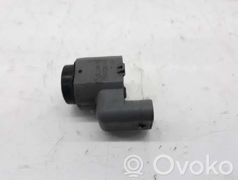 BMW X5 E70 Soporte del sensor de aparcamiento delantero (PDC) 