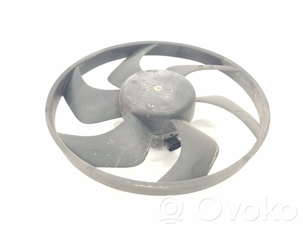 Opel Vivaro Elektrolüfter 
