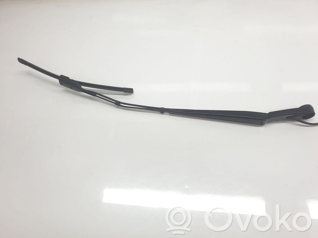 Opel Astra L Braccio della spazzola tergicristallo anteriore 
