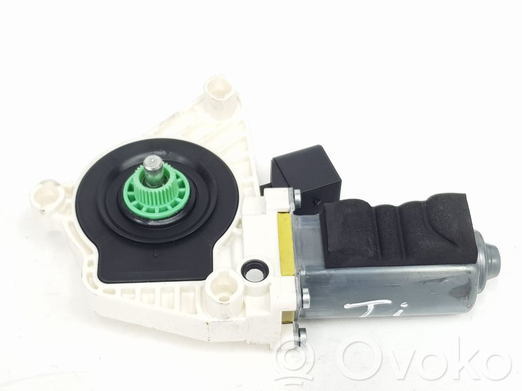 Mercedes-Benz CLA C117 X117 W117 Motor macara geam ușă spate