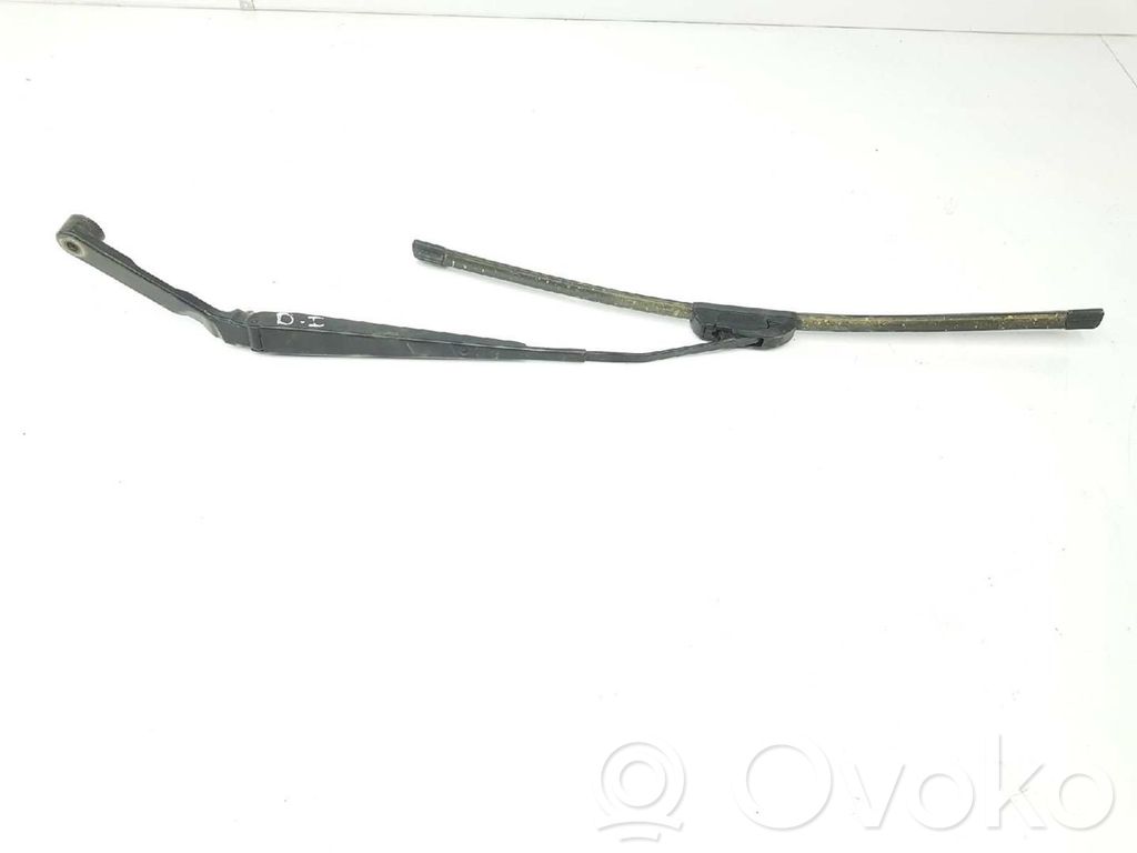 Wischerarm vorne   8250A200,8250A200