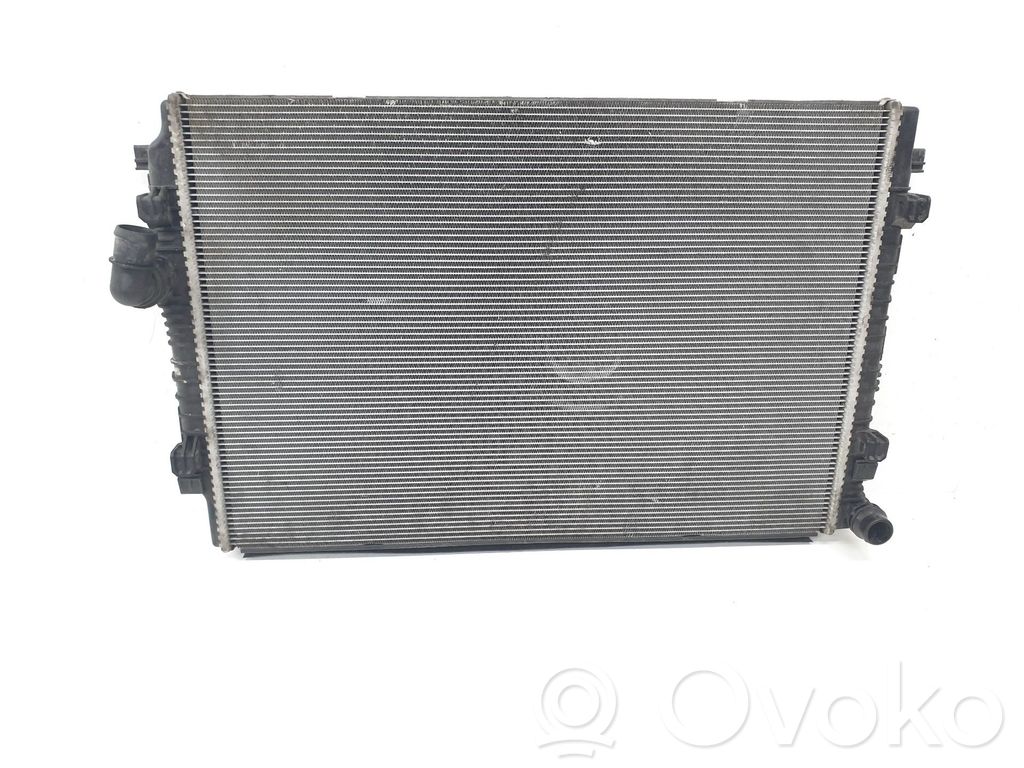 Volkswagen Golf VII Radiator lichid răcire 