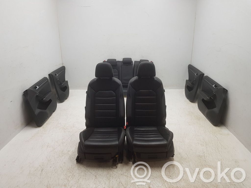 Volkswagen Golf VII Set scaune 