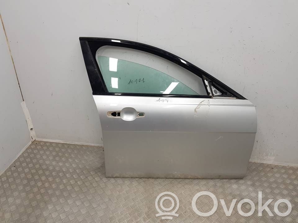 Jaguar XE Puerta delantera