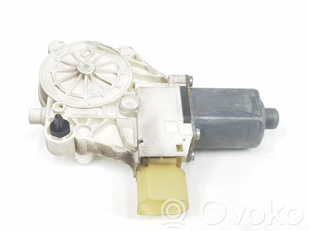 BMW 1 E81 E87 Fensterhebermotor Tür vorne