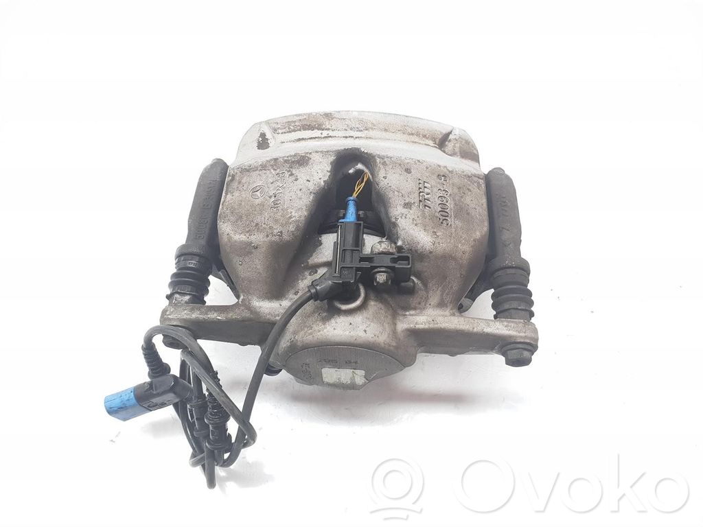 Mercedes-Benz C W205 Caliper de freno delantero 