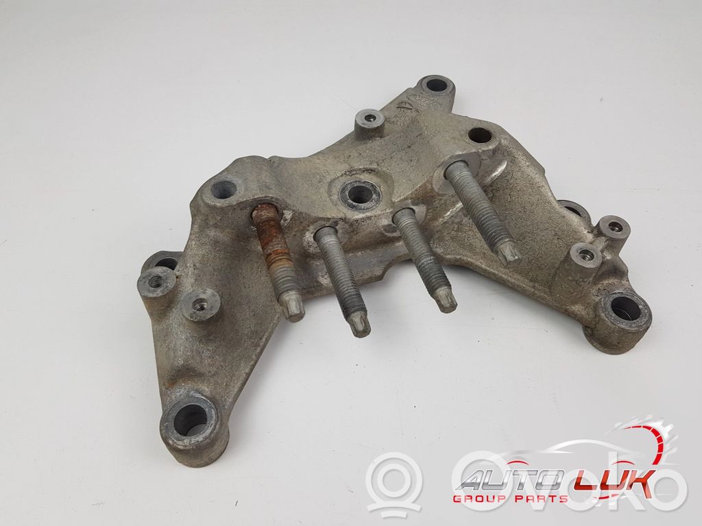 Ford Transit VII Engine mount bracket 