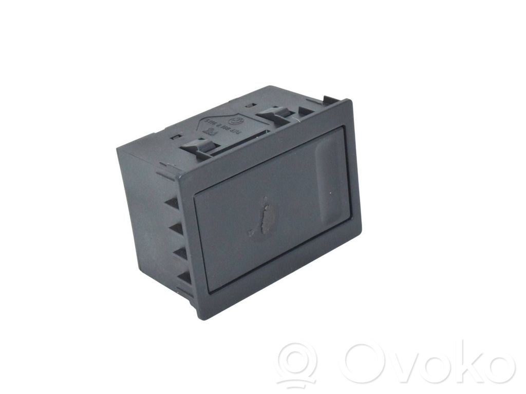 BMW 7 E38 Glove box central console 