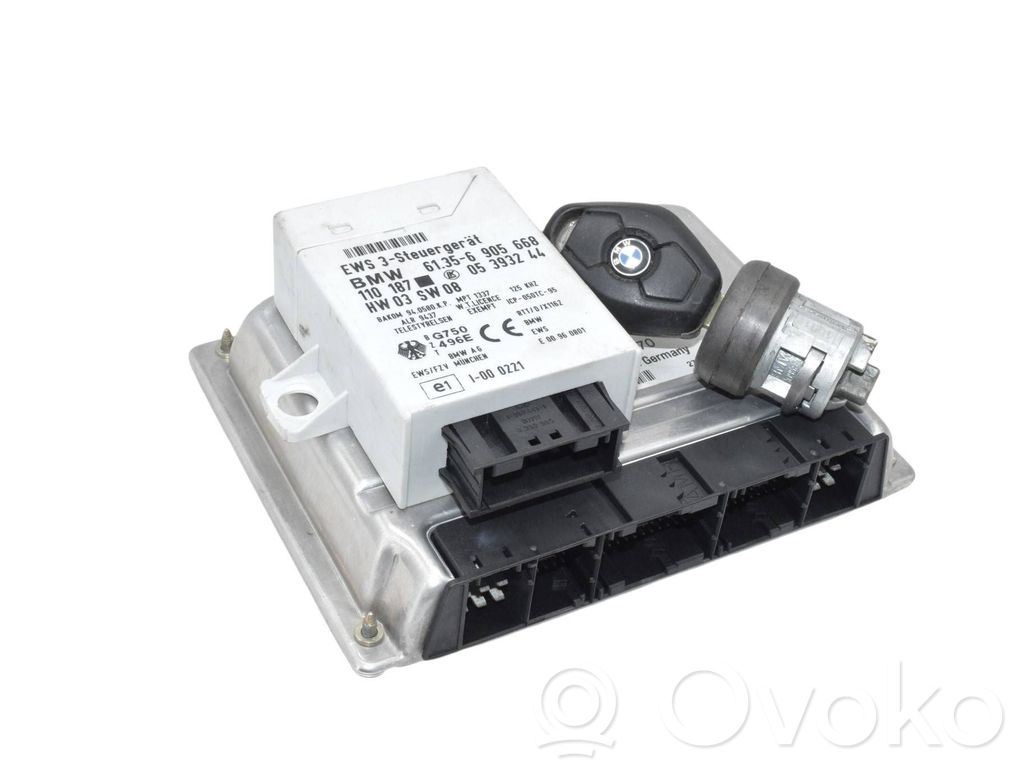 BMW 5 E39 Juego de cerradura y set ECU del motor 