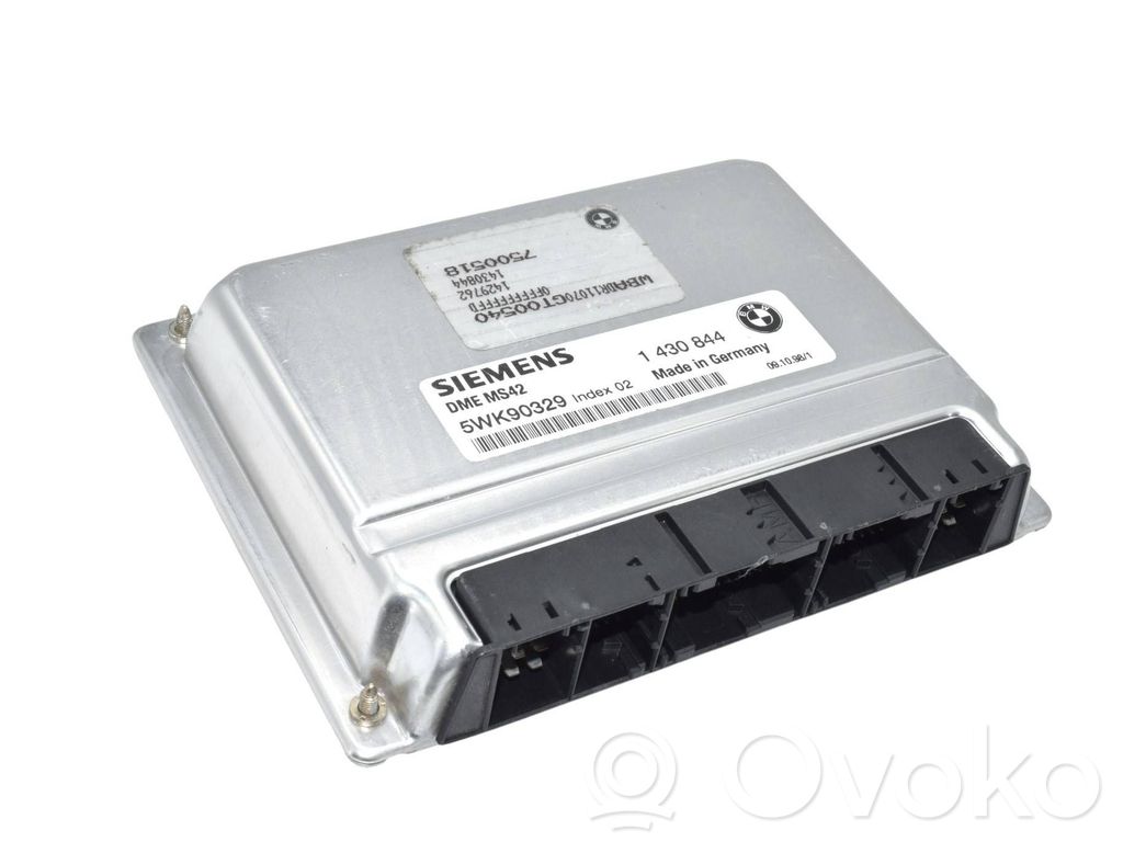 BMW 5 E39 Engine control unit/module 