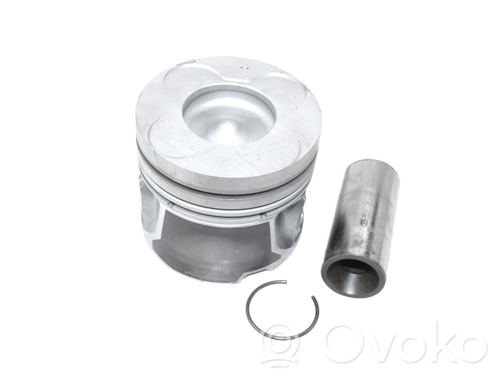 BMW 5 E60 E61 Piston 