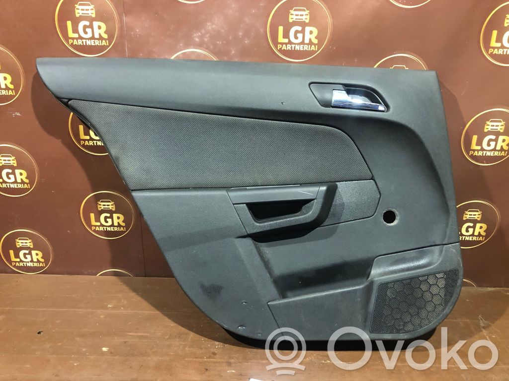 Opel Astra H Boczki / Poszycie drzwi tylnych 