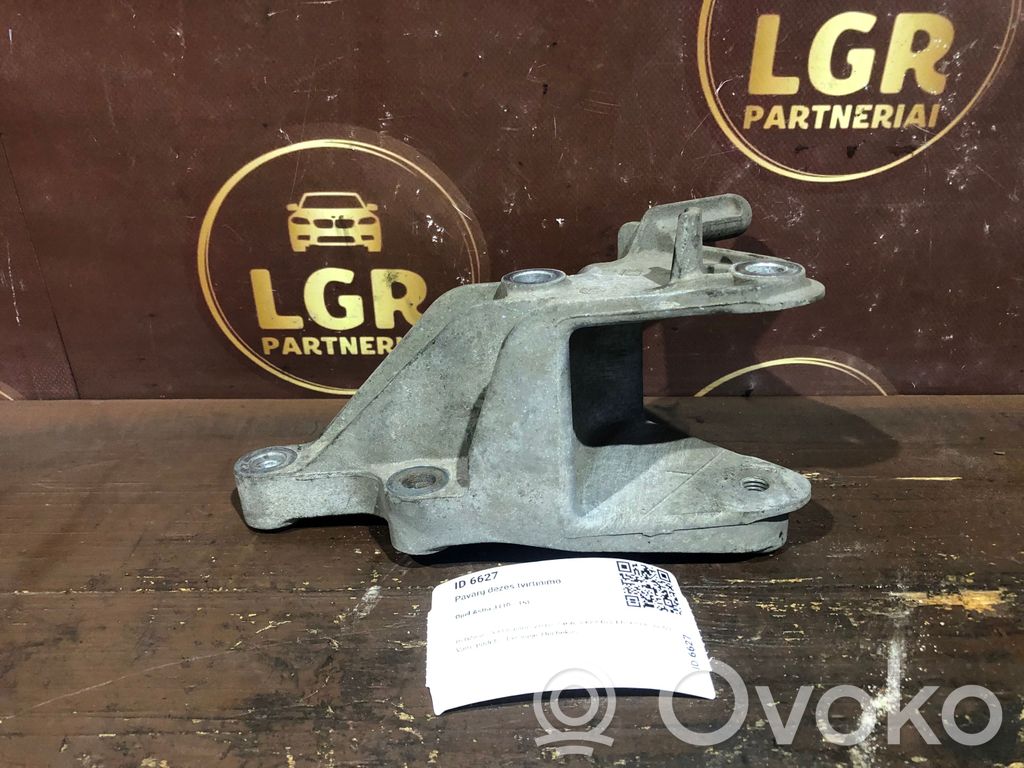Opel Astra J Gearbox mounting bracket 