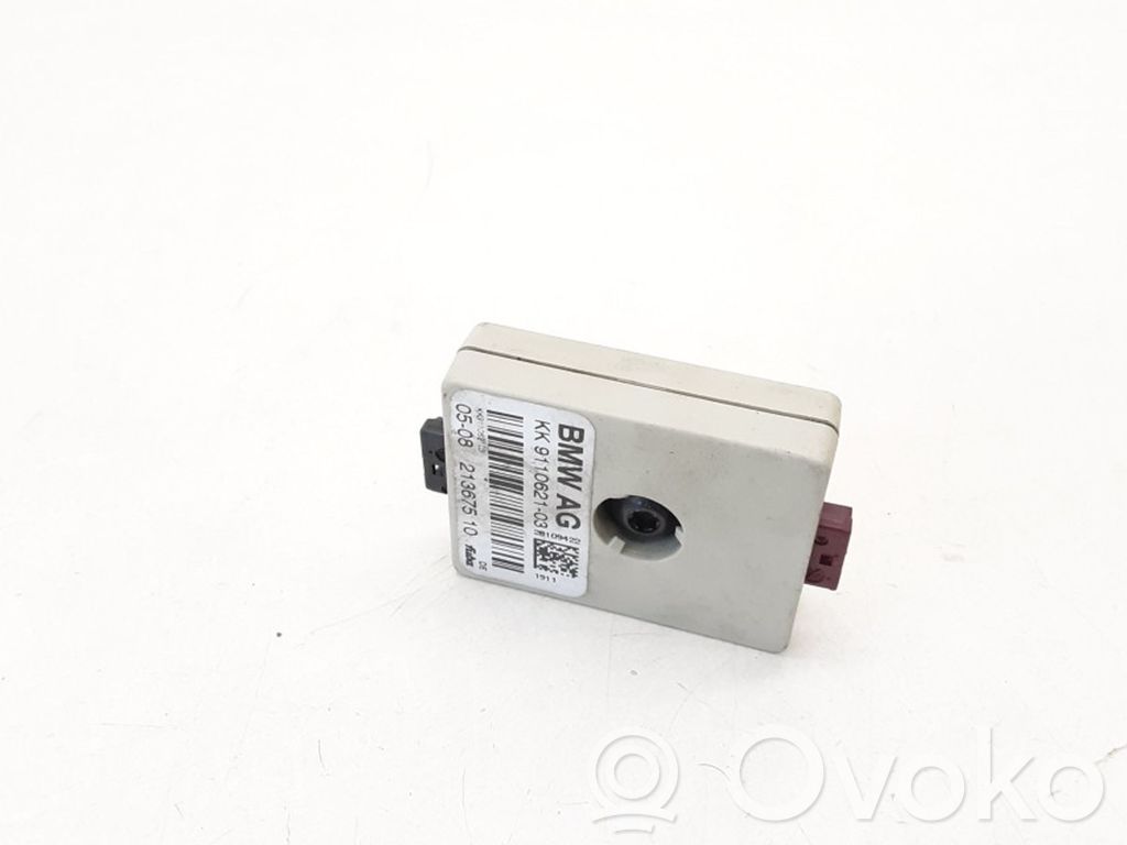 BMW 3 E90 E91 Aerial antenna amplifier 