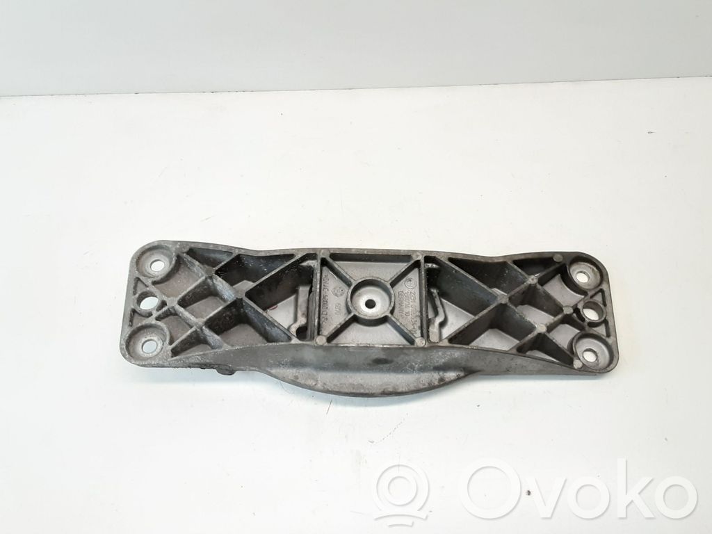 BMW 5 E60 E61 Gearbox mounting bracket 