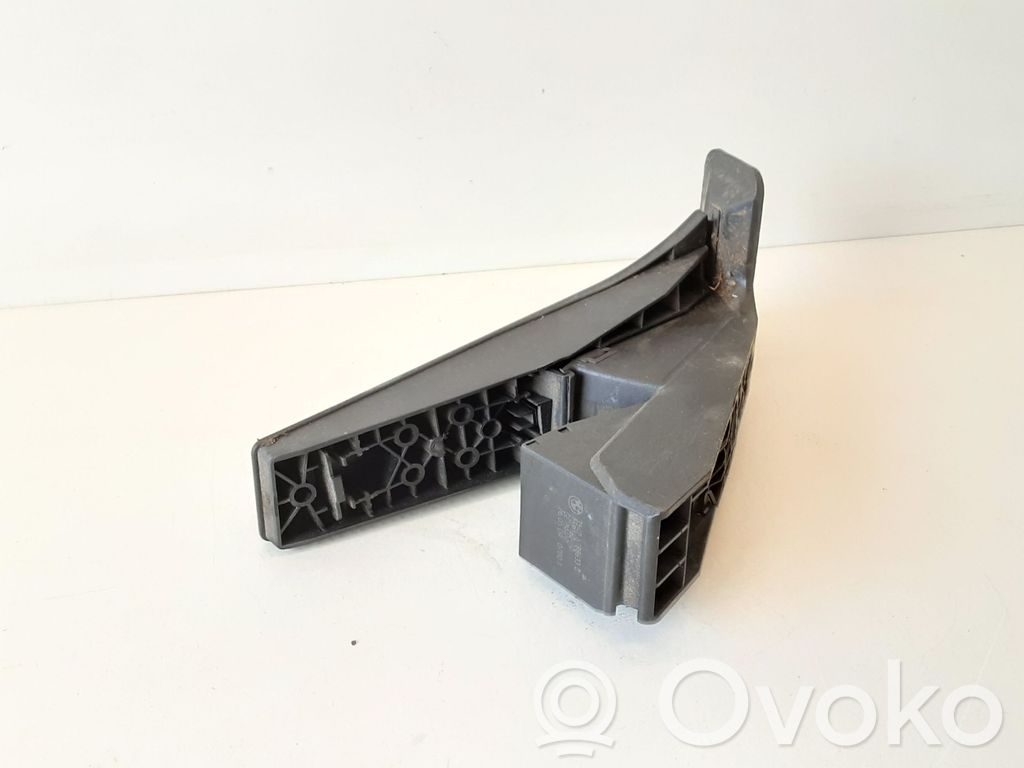 Accelerator throttle pedal   6788633,35426788633