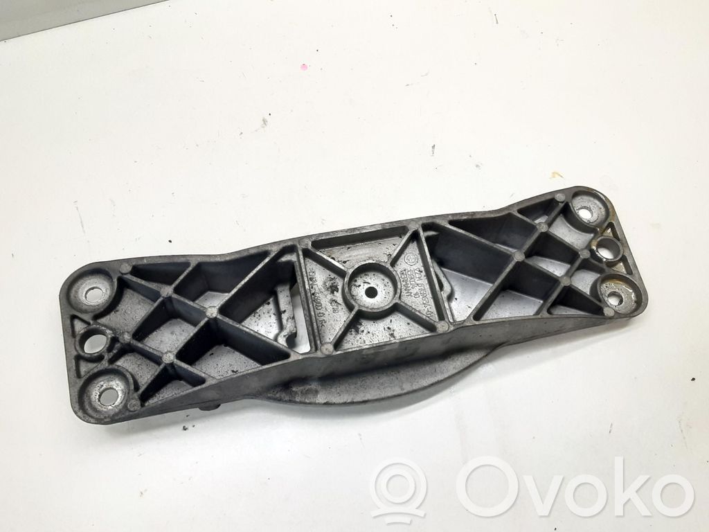 BMW 5 E60 E61 Gearbox mounting bracket 