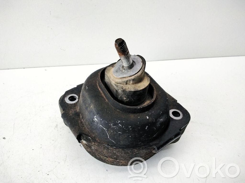 BMW X3 E83 Engine mount bracket 